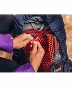 Gregory Raincover 50-80L 13 Gregory Raincover 50-80L -Leki Sales Shop GMP S22 Raincover Feat 0128 rsz 40005.1655422322