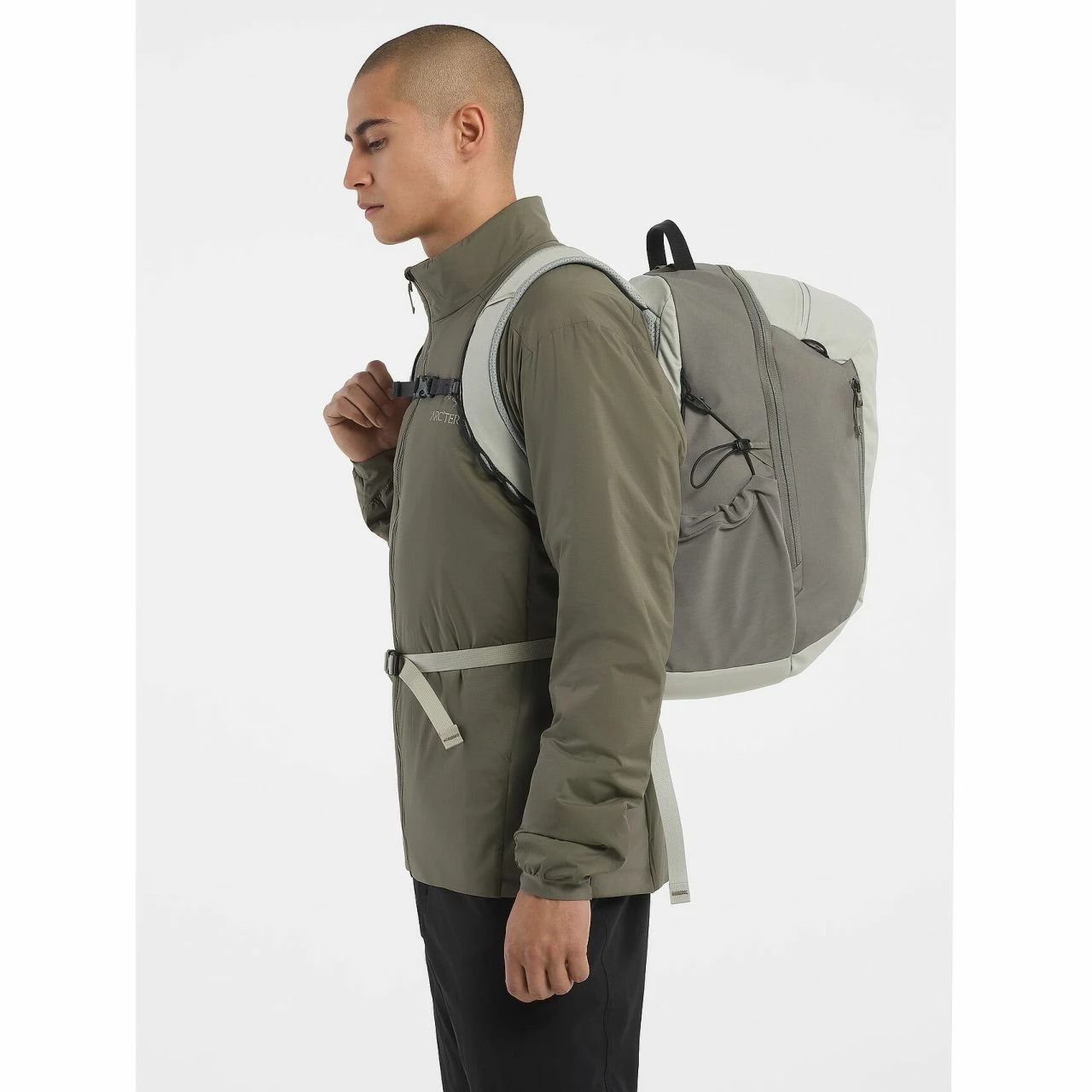 Arc'teryx Mantis 26 Backpack - Image 7
