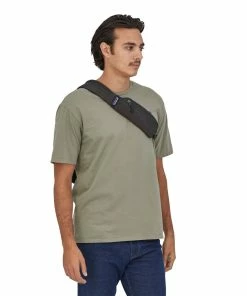 Patagonia Atom Sling 8L (Fall 2022) 25 Patagonia Atom Sling 8L (Fall 2022) -Leki Sales Shop WBS22 48262 BLK JRA2 rsz 58205.1673561952.1280.1280 77620.1674089266
