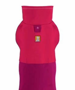 Ruffwear Sun Shower Raincoat 19 Ruffwear Sun Shower Raincoat -Leki Sales Shop Web JPG 05303 Sun Shower Hibiscus Pink Neck Detail rsz 30418.1657133798