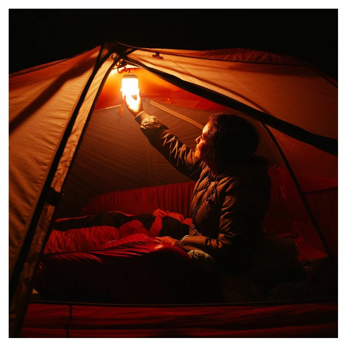 Biolite AlpenGlow 250 Lantern - Image 4