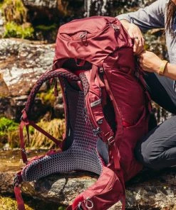 Gregory Kalmia 60 - Women's 18 Gregory Kalmia 60 - Women's -Leki Sales Shop gmp s21 kalmia feature 2 rsz 1 13690.1626823559