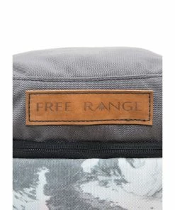 Free Range Smith Rock Canvas Pack - Sheila Dunn (Spring 2021) 12 Free Range Smith Rock Canvas Pack - Sheila Dunn (Spring 2021) -Leki Sales Shop gp12669 edit 69286698 d739 4b9c 8444 4a56927a9d89 720x 1 04815.1667409395