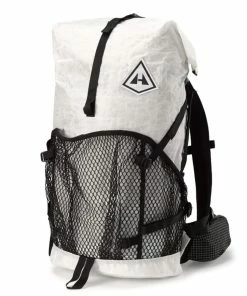 Hyperlite Mountain Gear 2400 Windrider