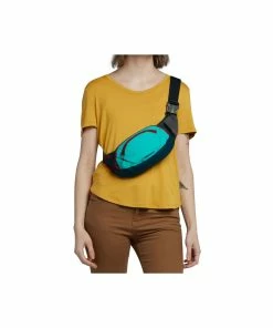 Ruffwear Home Trail Hip Pack (Fall 2022) 24 Ruffwear Home Trail Hip Pack (Fall 2022) -Leki Sales Shop print 3591 home trail hip pack aurora teal worn shoulder rsz 17902.1676576097