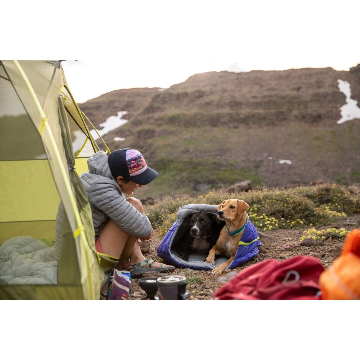Ruffwear Highlands Sleeping Bag 6 Ruffwear Highlands Sleeping Bag - Image 6